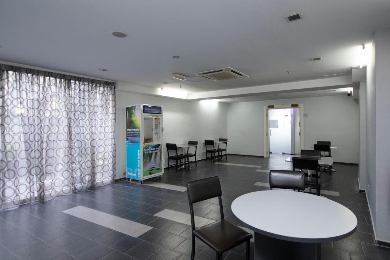 Oyo 90150 City Campus Lodge & Hotel Kuala Lumpur Buitenkant foto